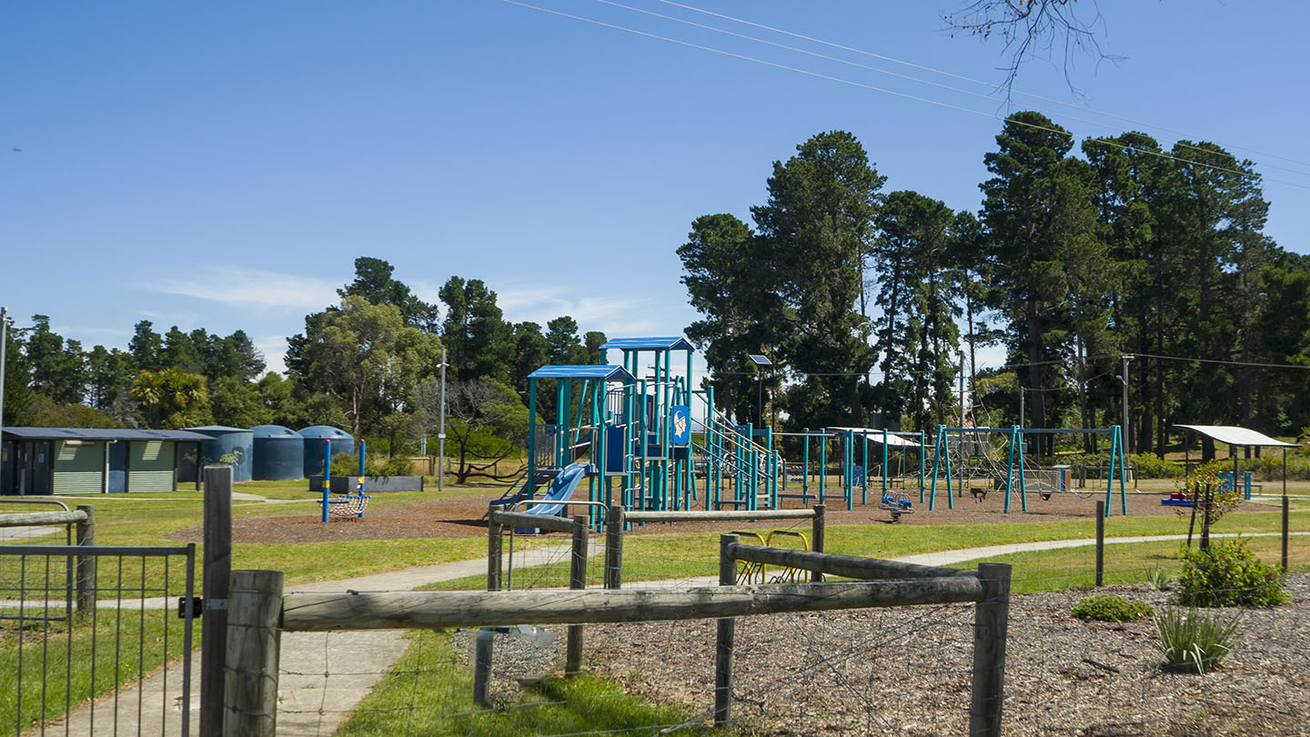 Dodges Ferry Boat Park